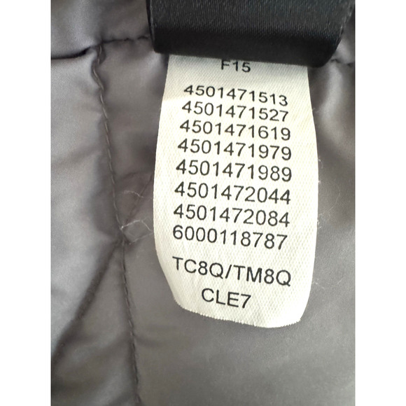 The North Face Down Vest 550-Fill Women M Full Zip Pockets Silver Gray Quilted - Picture 8 of 11